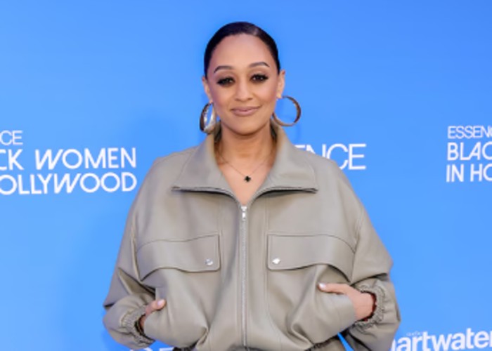Tia Mowry dating again