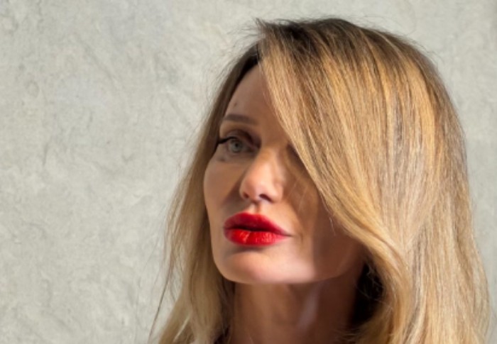 Angelina Jolie Family