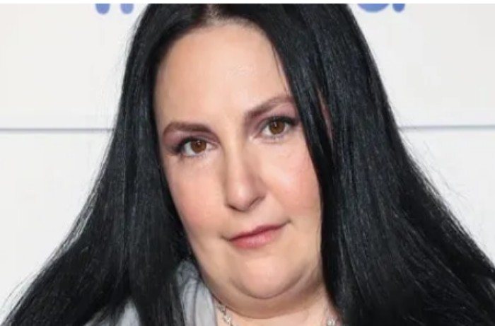 Lena Dunham Cheating