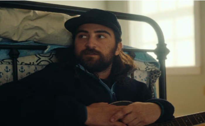 Noah Kahan Health Body